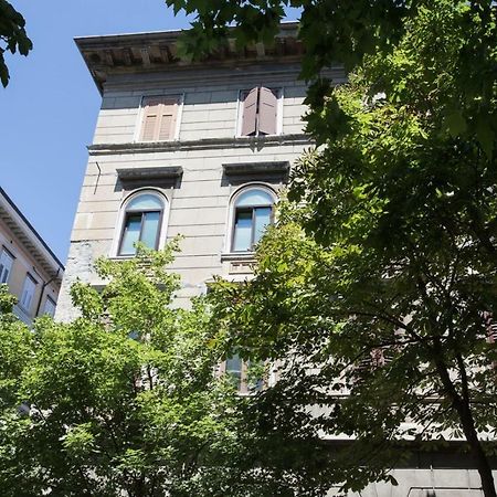 Centro Citta Teatro Otel Trieste Dış mekan fotoğraf
