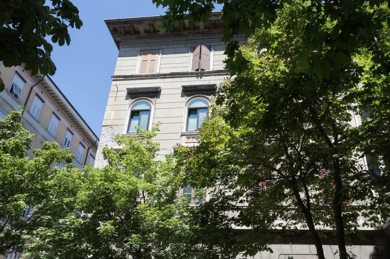 Centro Citta Teatro Otel Trieste Dış mekan fotoğraf